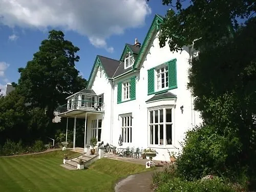 Frognel Hall