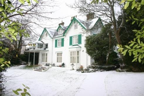Hotel Frognel Hall