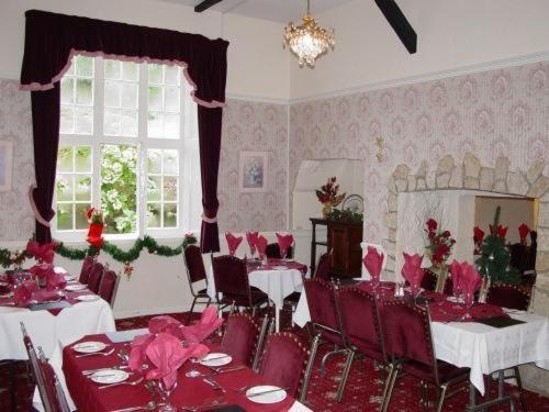 Hotel Frognel Hall 2*